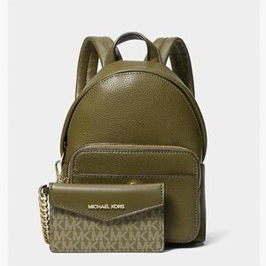 BNWT Michael Kors Maisie backpack olive